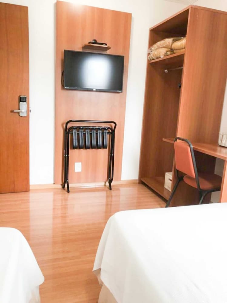 Standard Quadruple Room photo 3