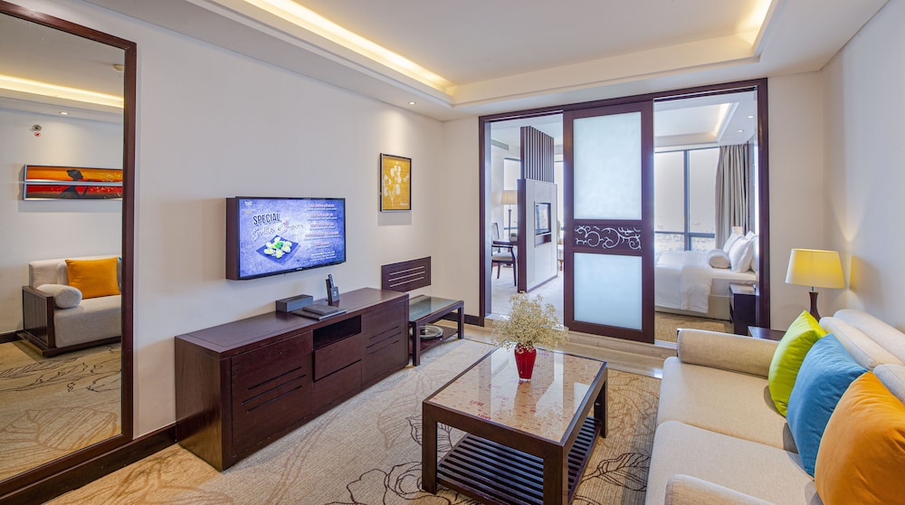 Grand Suite Double River Front - Photo 3