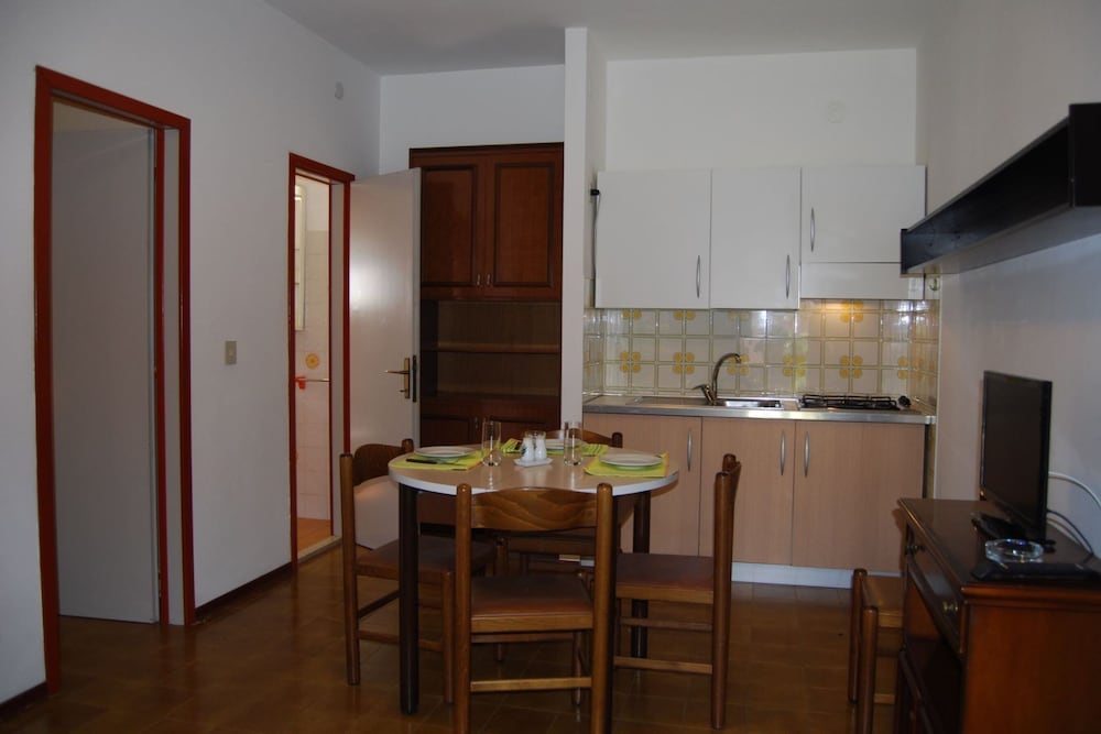 Apartment, 1 Bedroom, Patio, Garden View