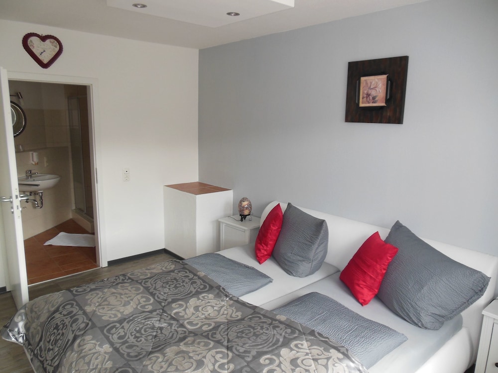 Deluxe Apartment photo 1