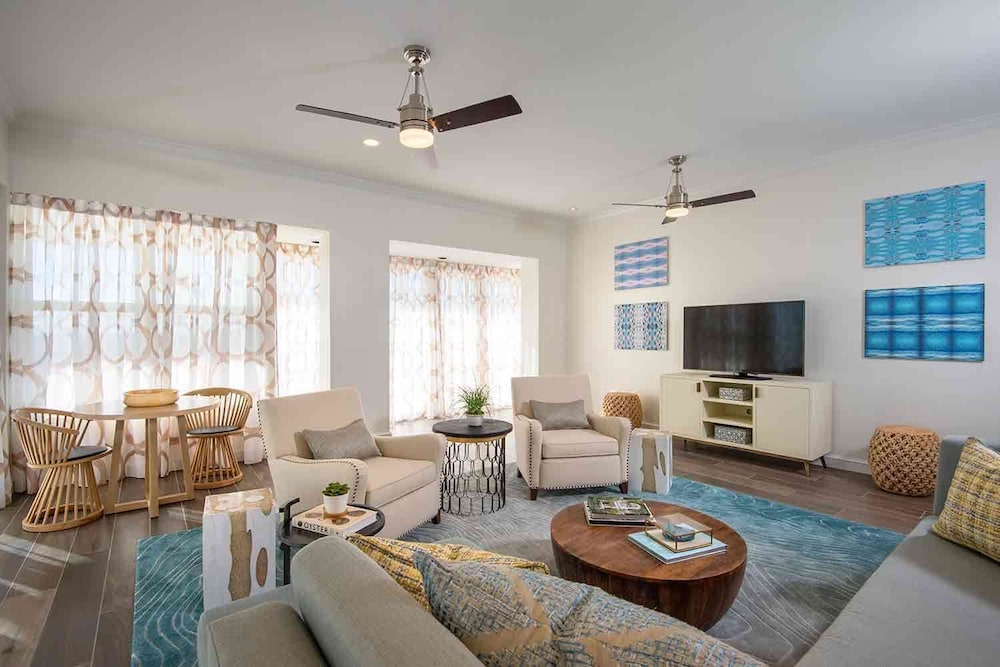 Admiral's Suite - Photo 3
