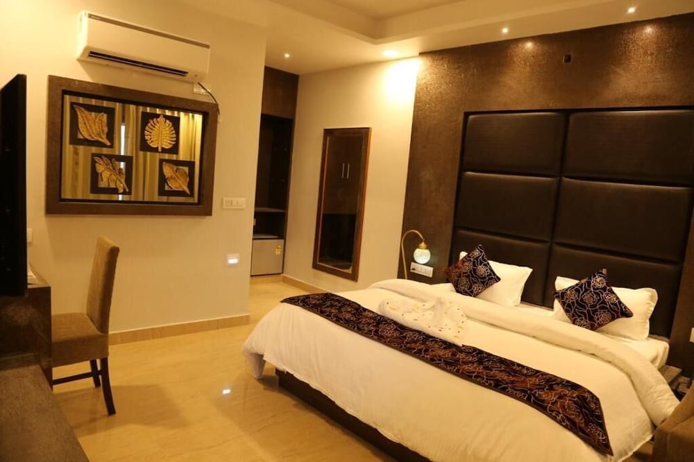 Premium Cottage - Photo 9