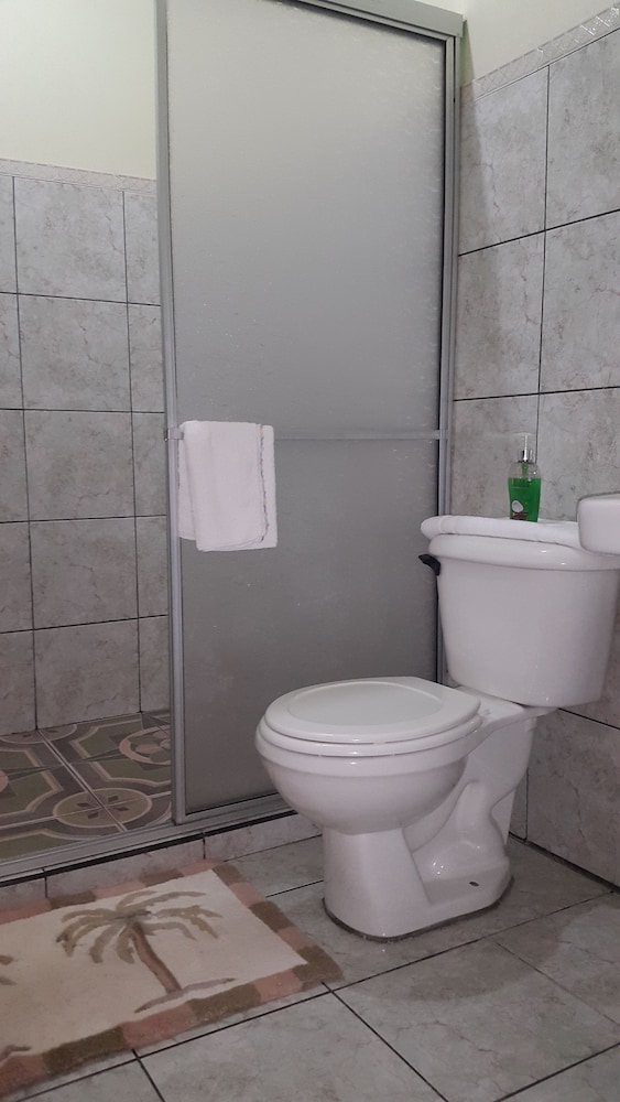 Standard Double Room, 2 Double Beds (No A/C) photo 3