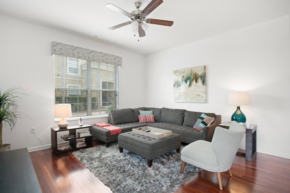Condo, 3 Bedrooms