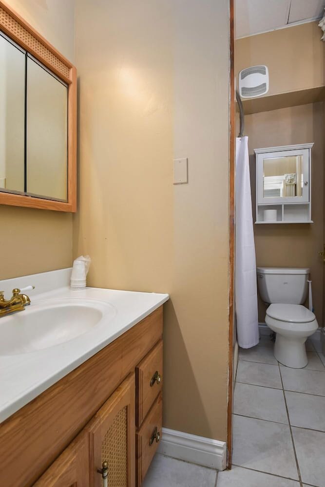 Suite 200: The Senators Suite photo 2
