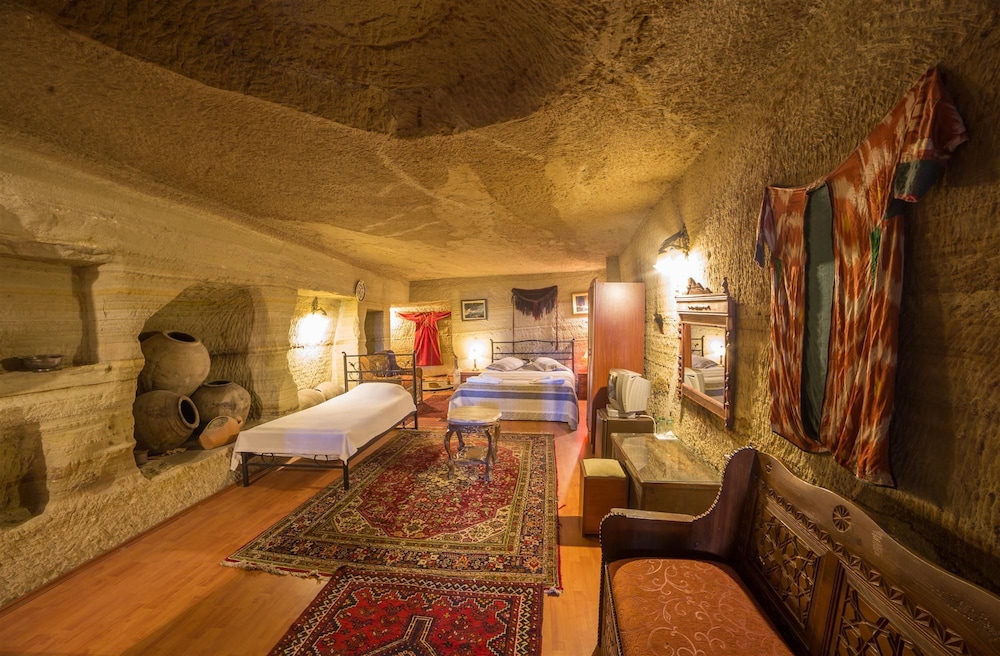Cave Double Room photo 3