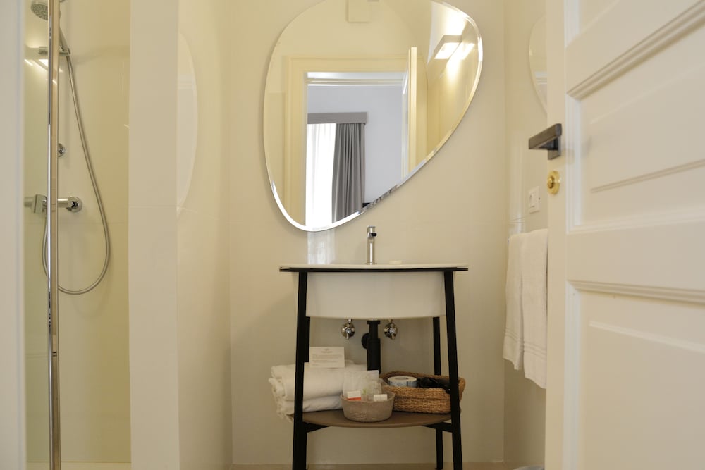 Premium Room - Photo 4