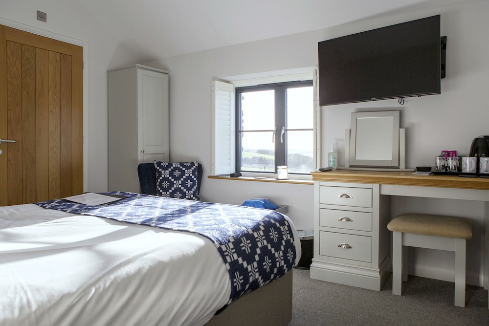 Grassholm, King Room with Sea View Ensuite  photo 1
