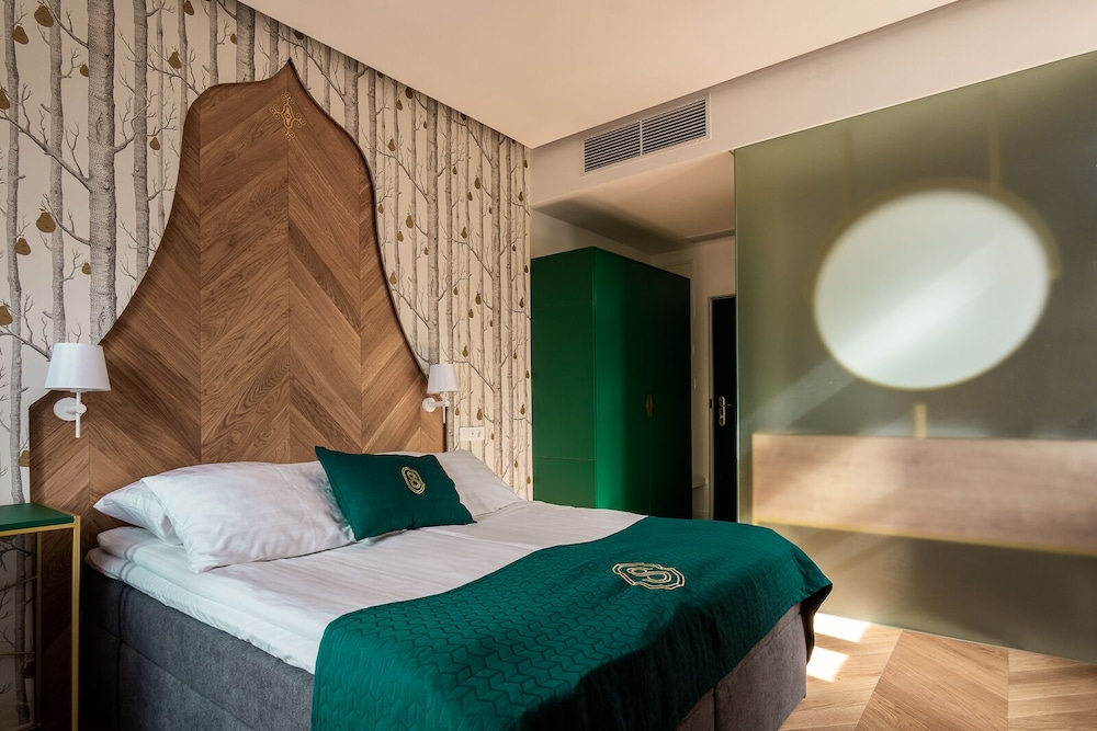 Romantic Double Room, Balcony, Lake View photo 1