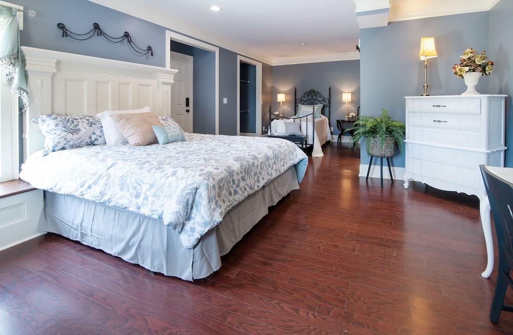 Mansion - Carriage House 1 photo 1