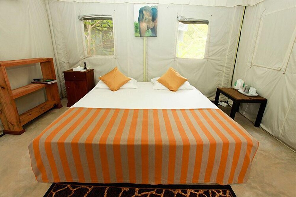 River Lodge photo 1