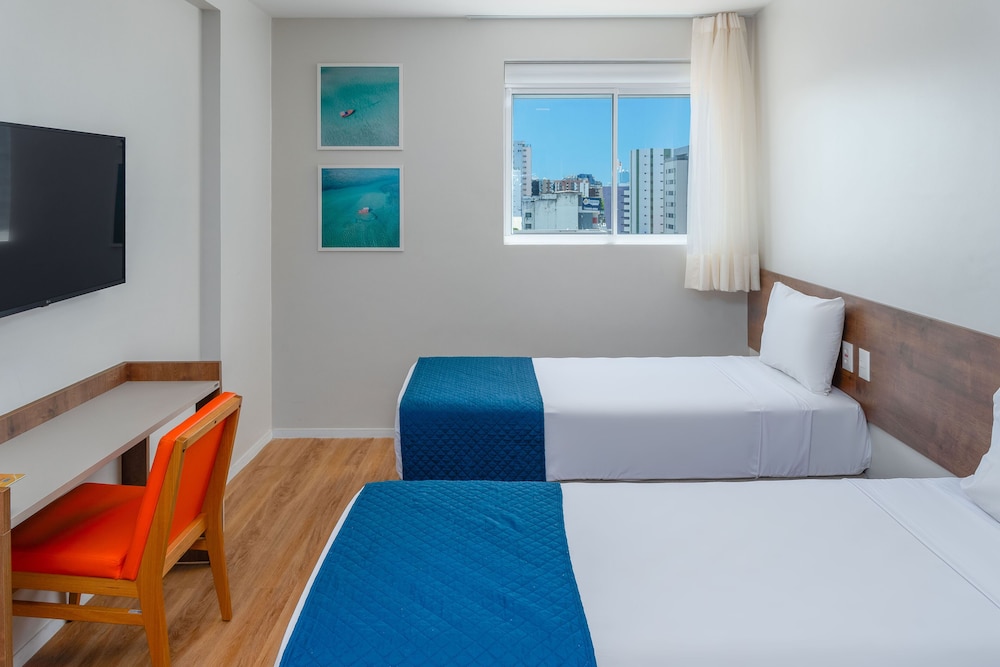 Standard Triple Room, 3 Twin Beds - Photo 1