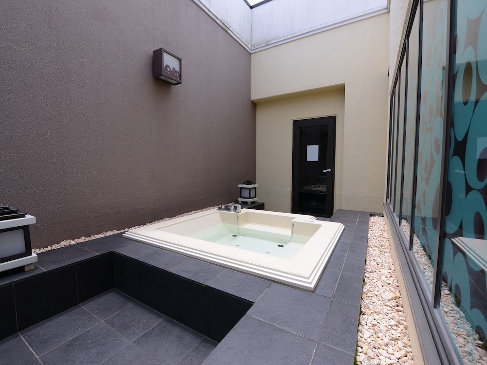 Luxury Double Room, 1 Queen Bed, Non Smoking, Sauna photo 3