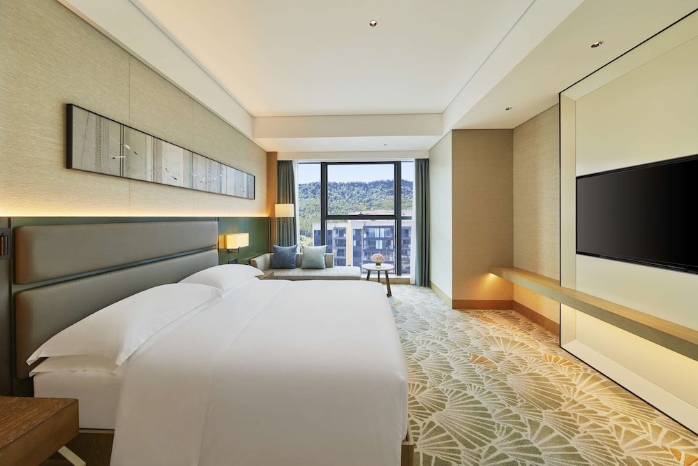 Premium Suite, 1 King Bed