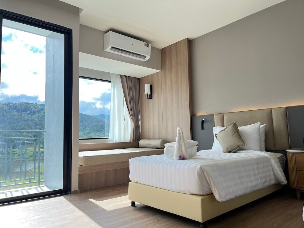 Deluxe Twin Room photo 1