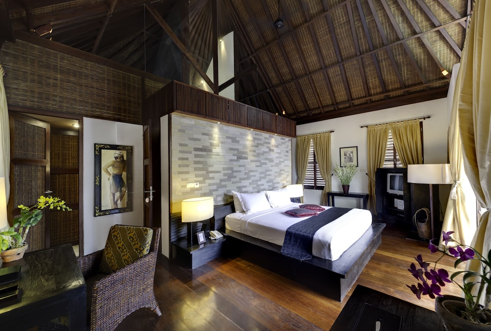 Luxury Villa, 4 Bedrooms, Oceanfront photo 1
