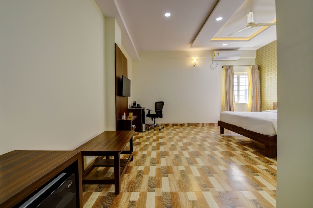 Superior Double or Twin Room photo 3