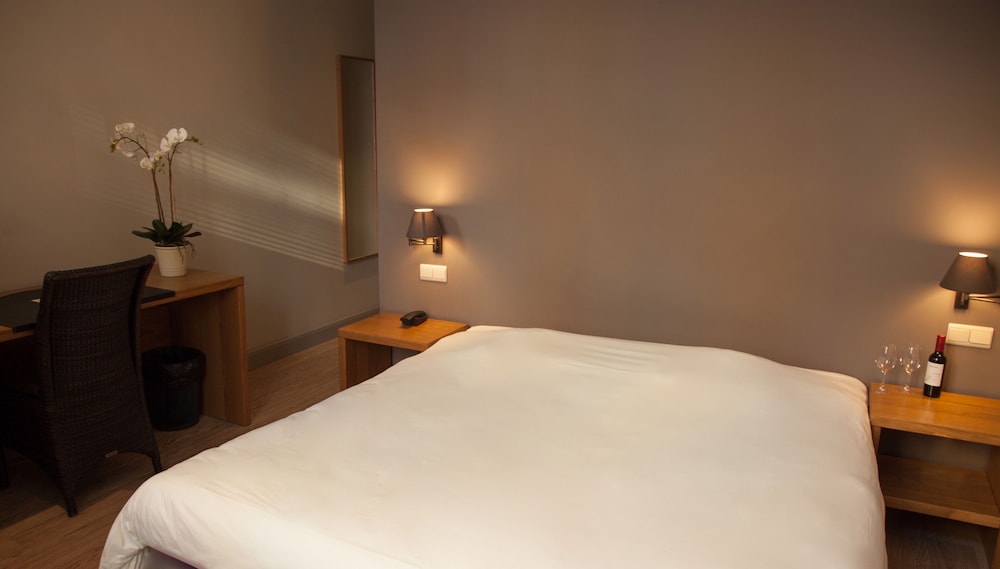 Basic Double or Twin Room photo 3