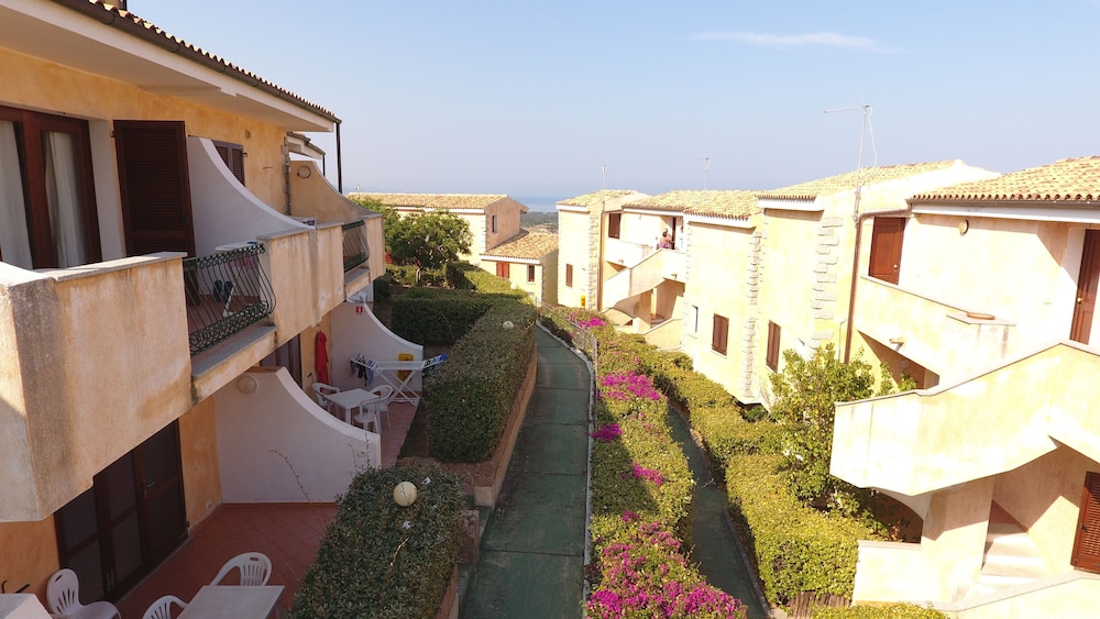 Family Apartment, 1 Bedroom, 2 Bathrooms (up to 5 people) photo 1