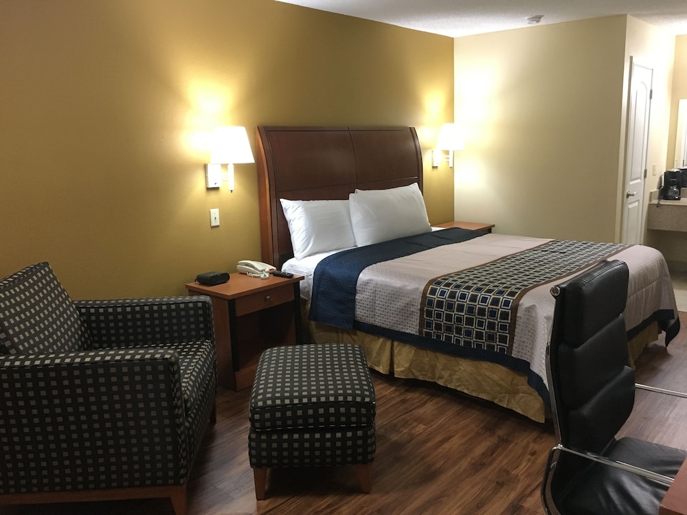 Standard Room, 1 King Bed, Non Smoking