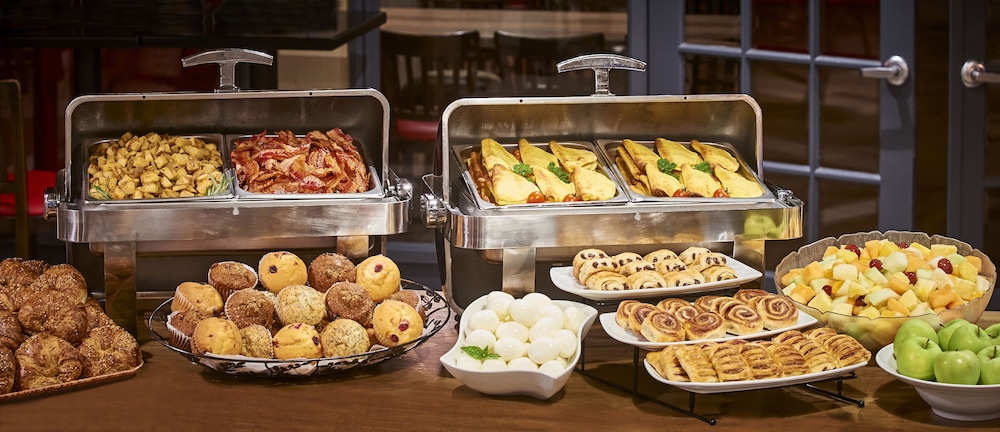 Standard Room, 2 Queen Beds (City View)