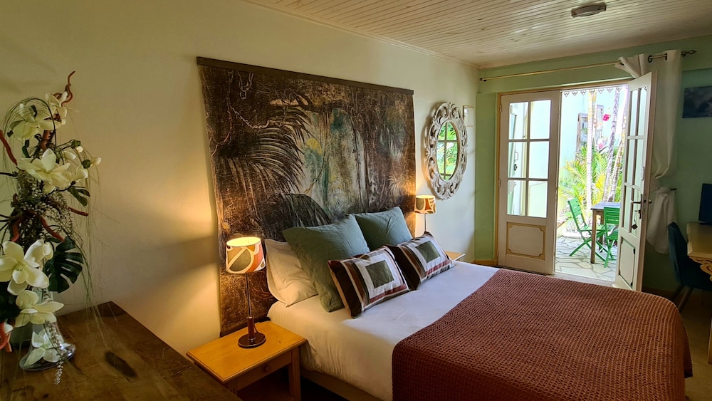 Standard Room, Garden View