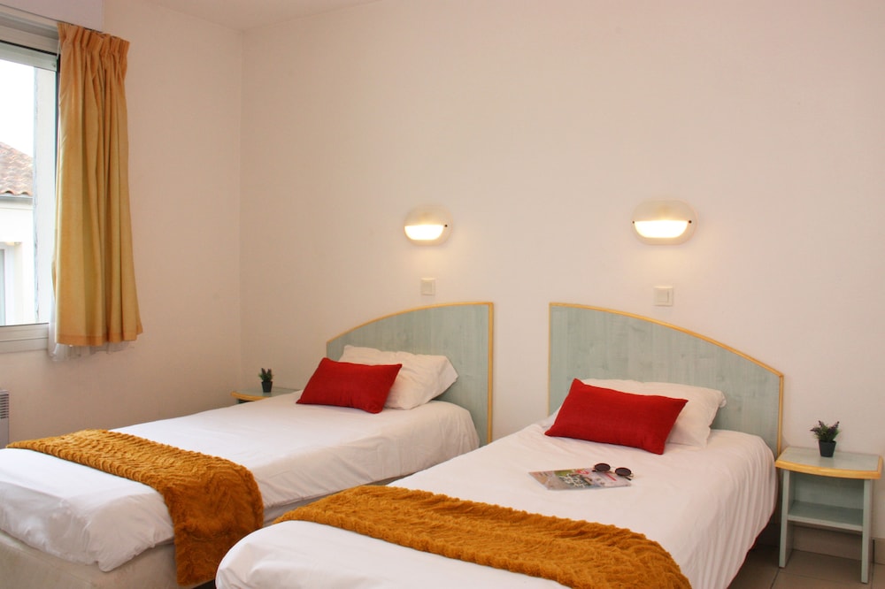 Apartment, 3 Bedrooms - Photo 15