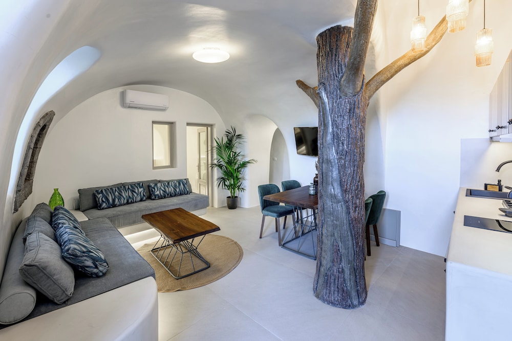 Family Suite, Jetted Tub