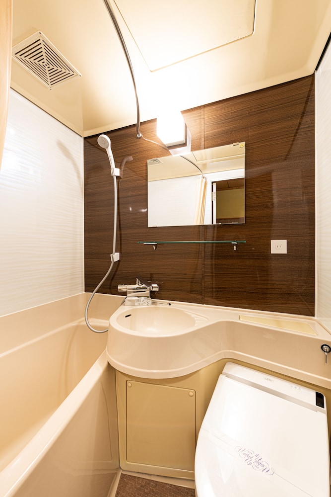 Japanese Style Standard Twin Room With View (Check in by 10pm), Non Smoking photo 2