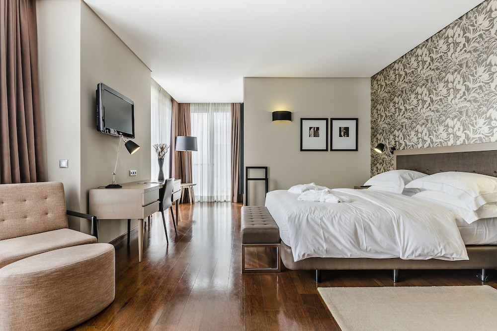 Junior Suite - Photo 1