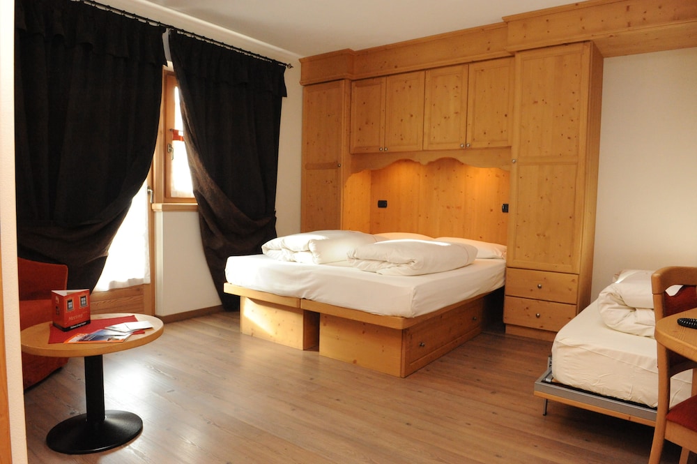 Double or Twin Room, Balcony photo 1