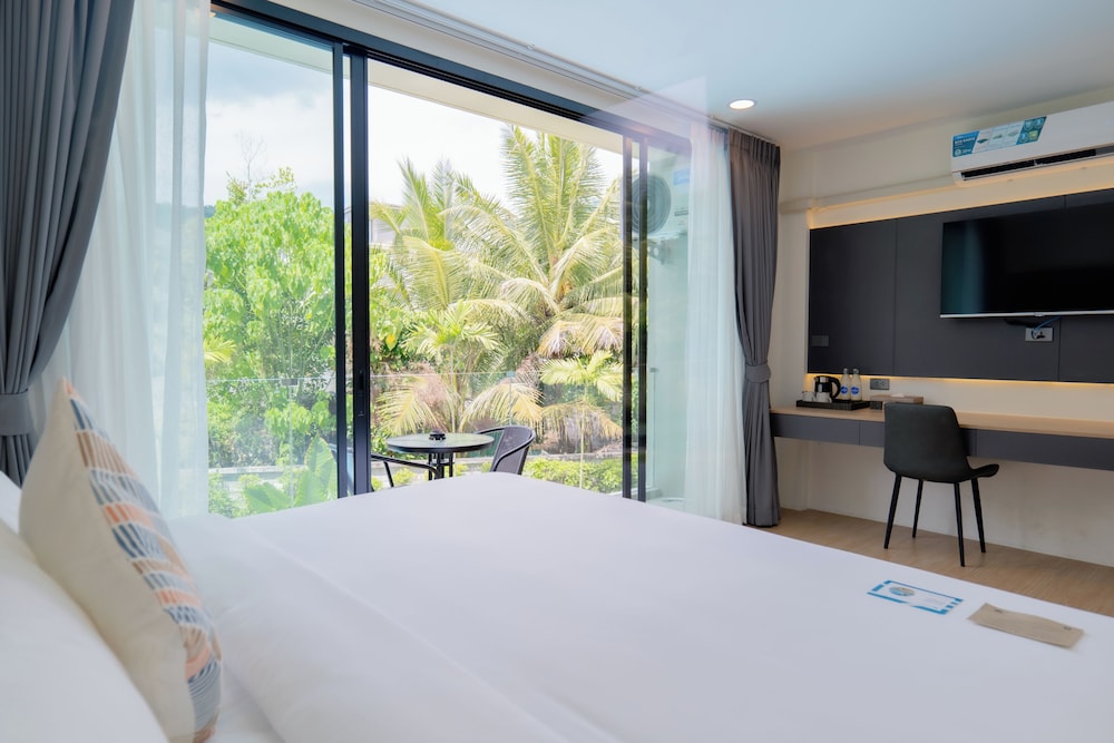 Superior Double or Twin Room, Balcony