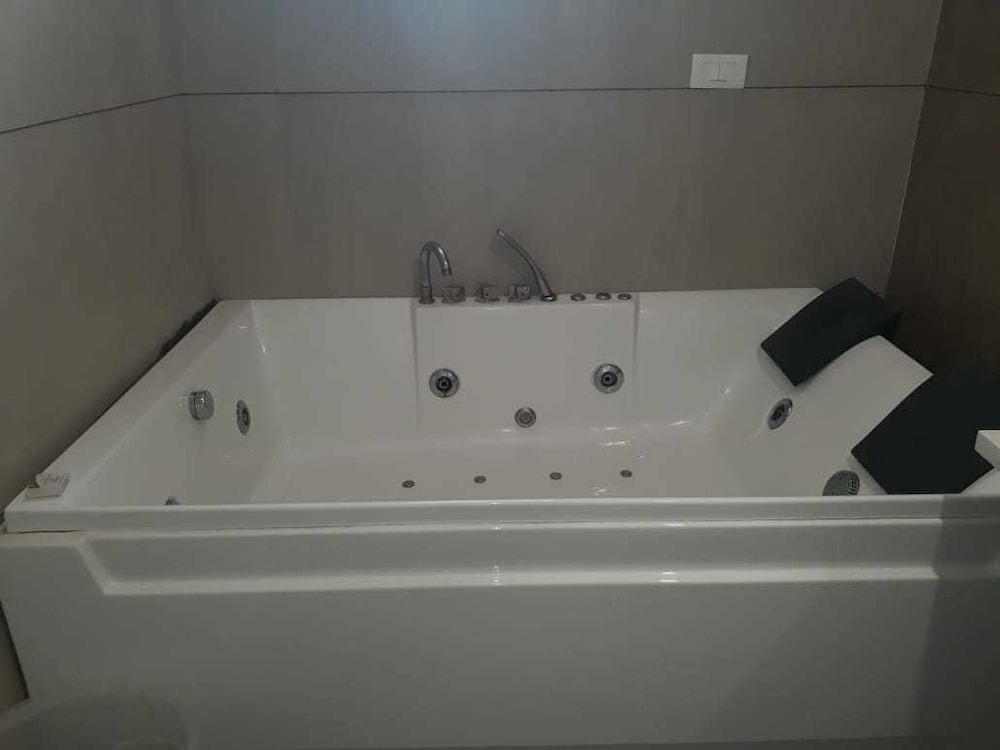 Suite photo 2