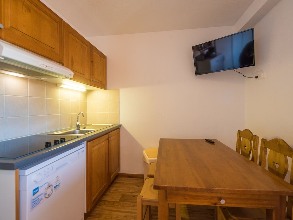 Studio for 4 people with sleeping area - mountain view photo 2