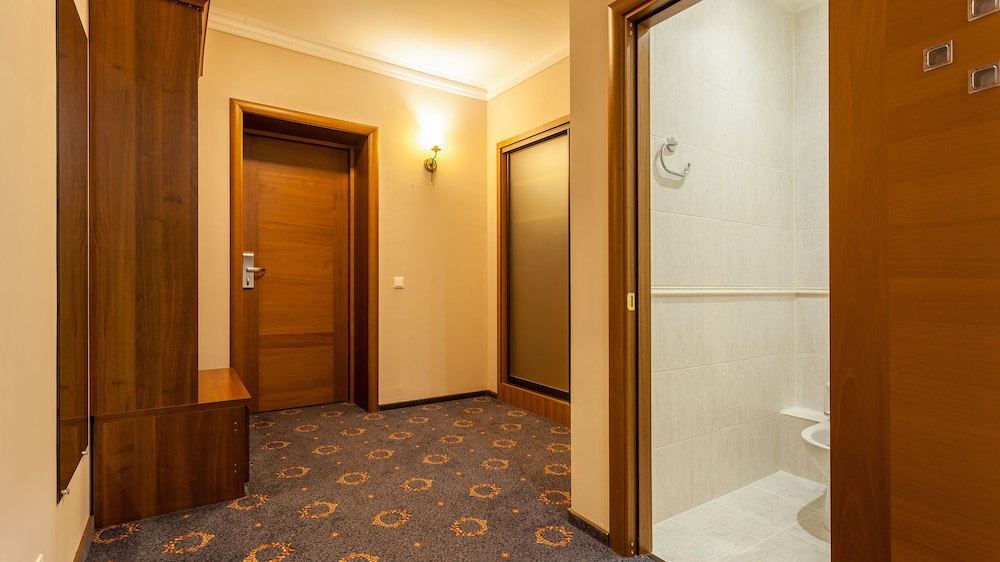 Superior Suite (incl. SPA access 09:00AM-11:00AM) photo 2