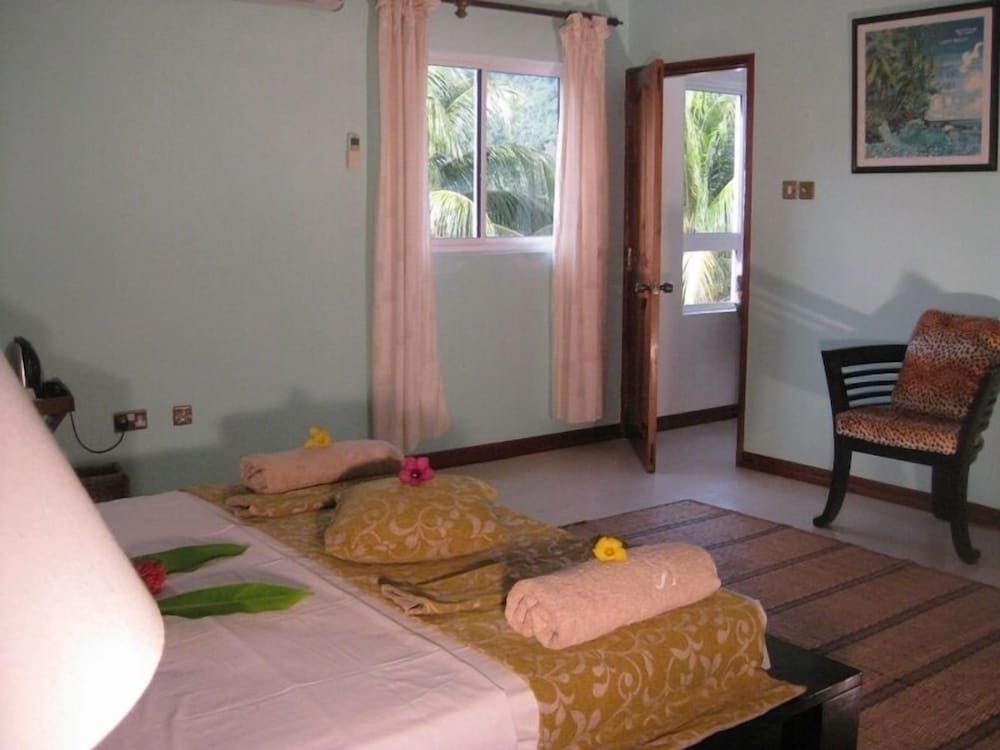Deluxe Double Room, Garden View photo 3