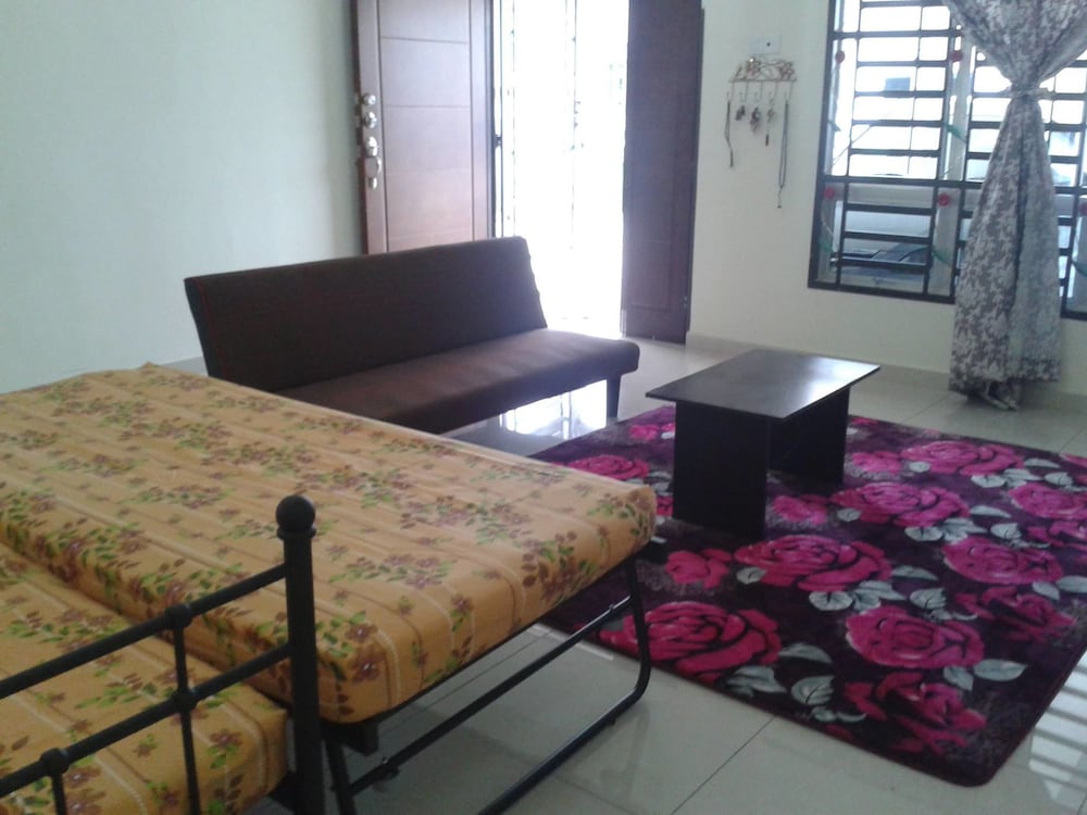 Deluxe Villa, 4 Bedrooms, Garden View, Garden Area photo 2
