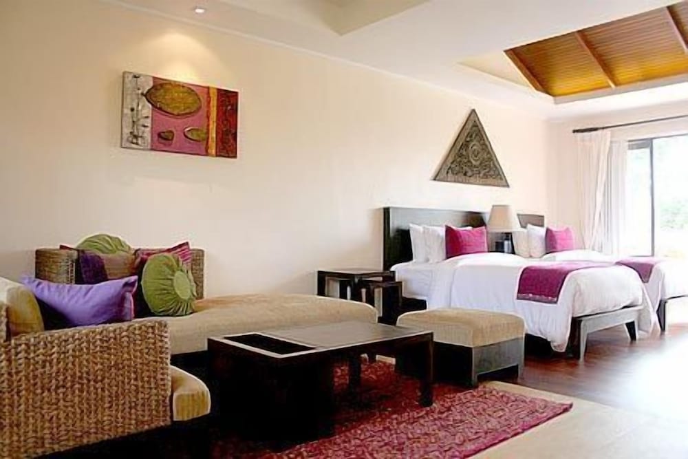 Villa (Studio with Jacuzzi) photo 3