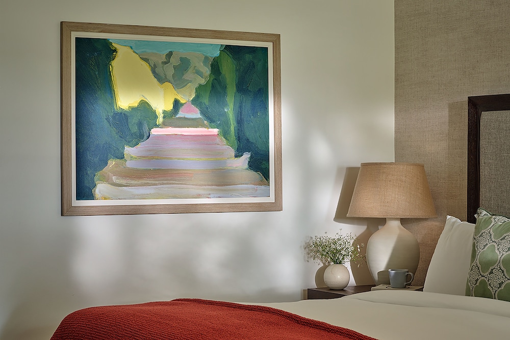 FIREPLACE SUITE - TWO QUEEN BEDS