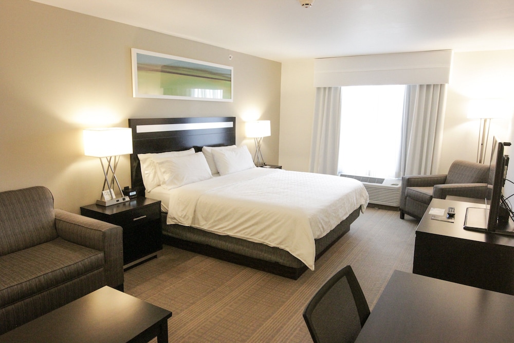 Suite, 2 Queen Beds, Accessible Bathtub (Mobility) photo 1