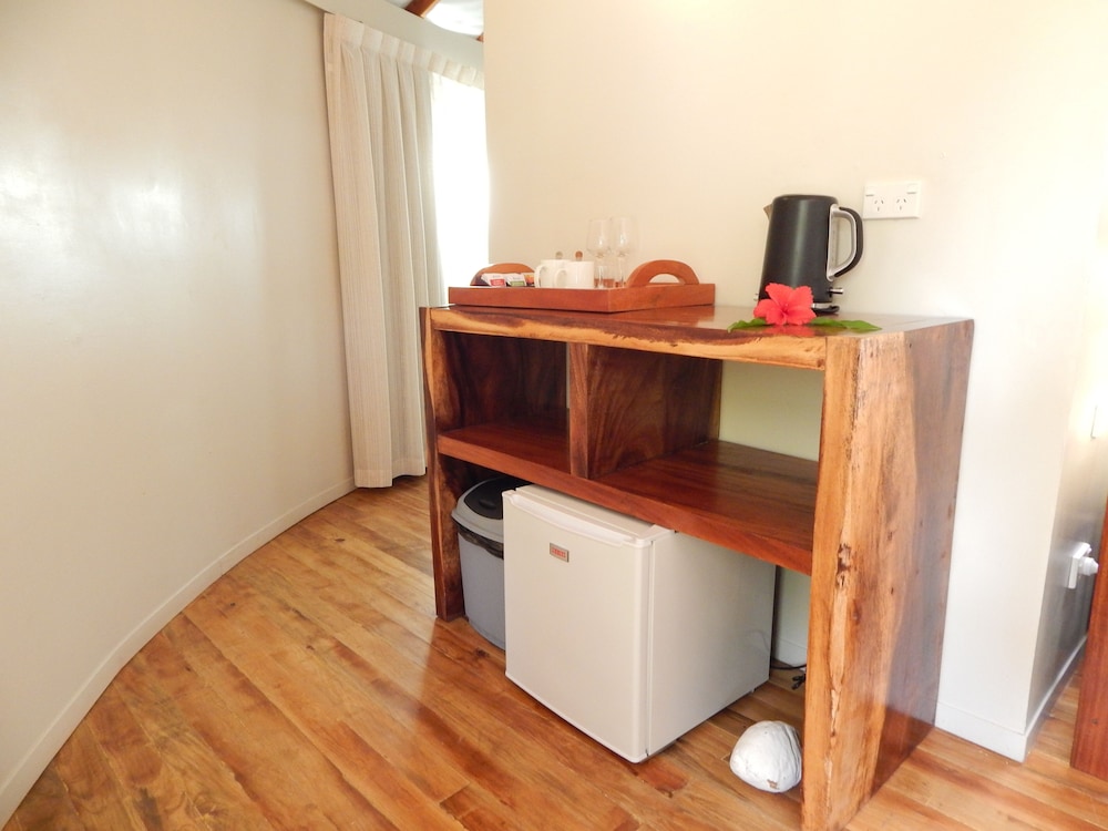 Deluxe Studio Suite photo 2