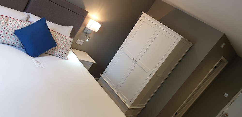 Large Double Room photo 2