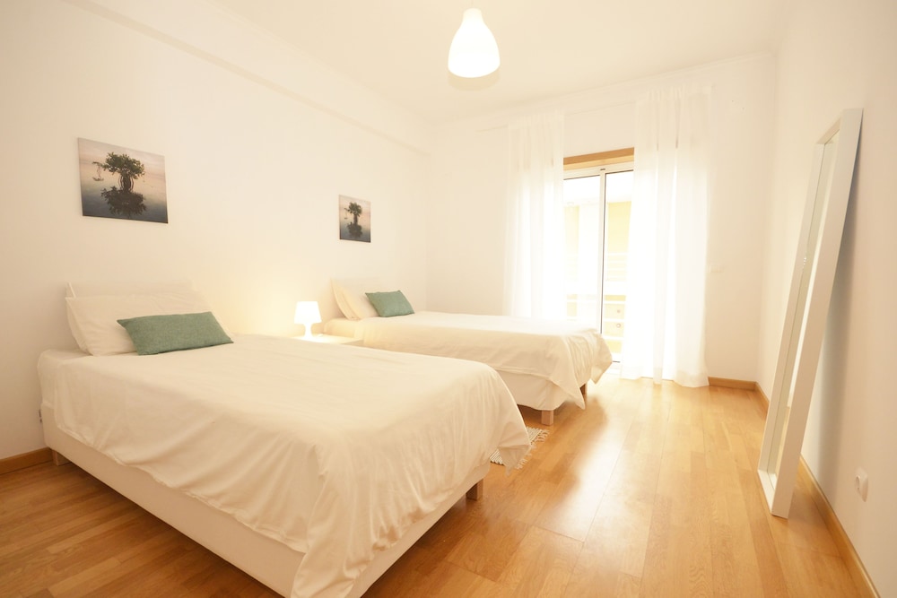 Deluxe Apartment, 3 Bedrooms, Kitchen photo 1