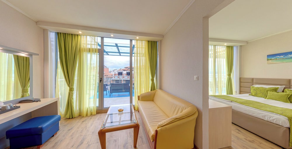Junior Suite
