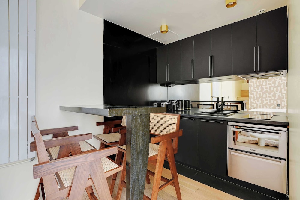Family Apartment photo 2