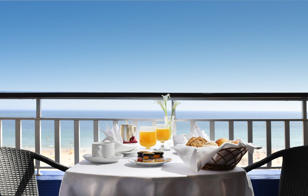 Family Room, Balcony, Sea View - Photo 7