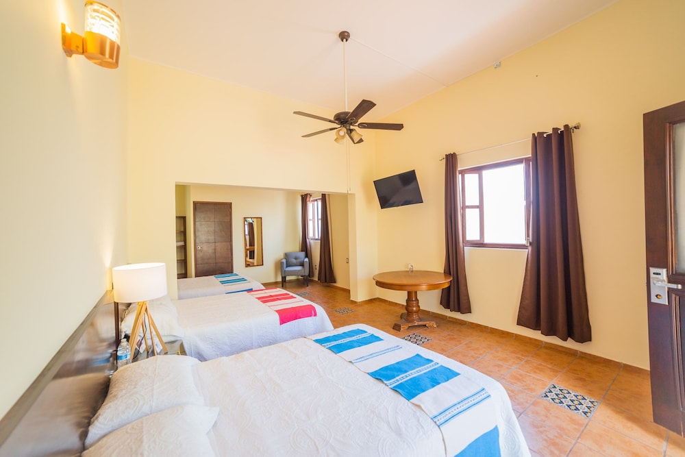 Family Triple Room photo 1