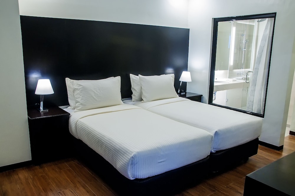 Pina Suite