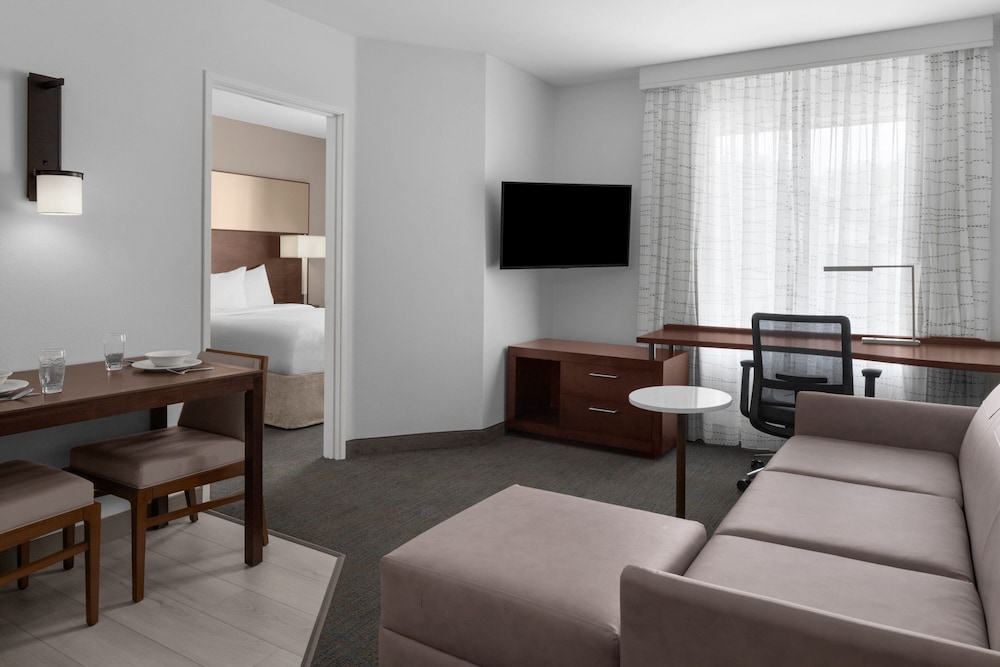 Suite, 1 Bedroom photo 1