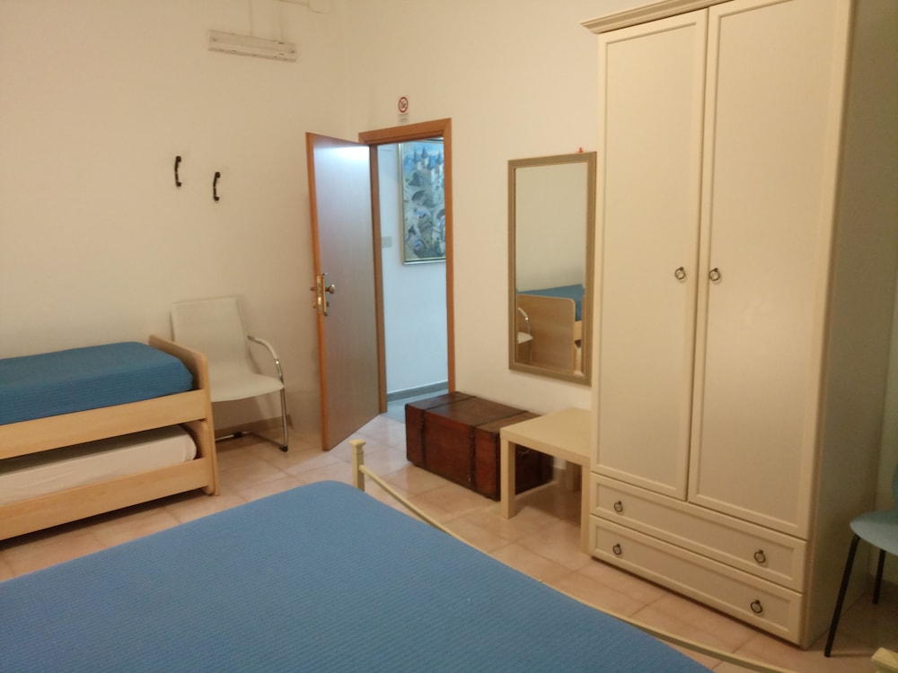 Quadruple Room, Balcony photo 1